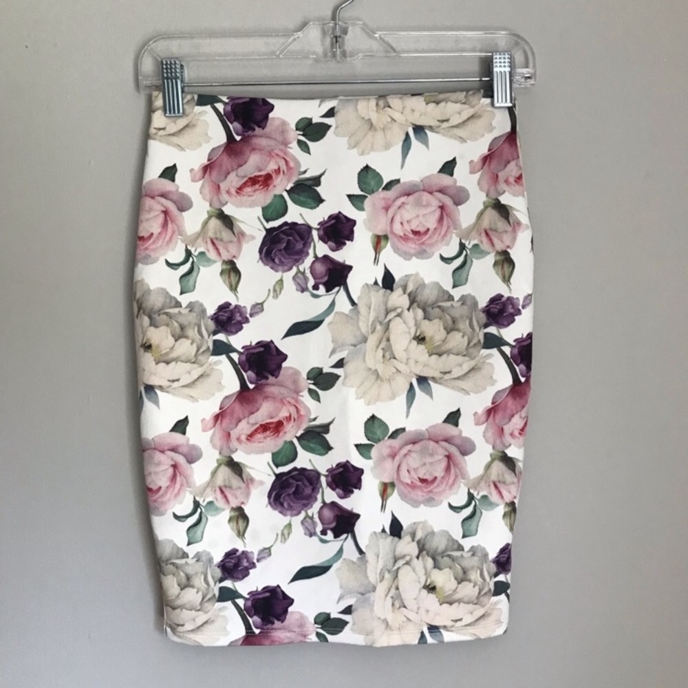Windsor floral pencil skirt